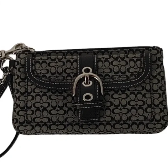 - Coach Wrislet - Picture 1 of 10